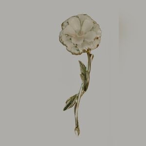 Vintage Coro Cream and Gold Long Stem Flower Brooch Aurora Borealis Center